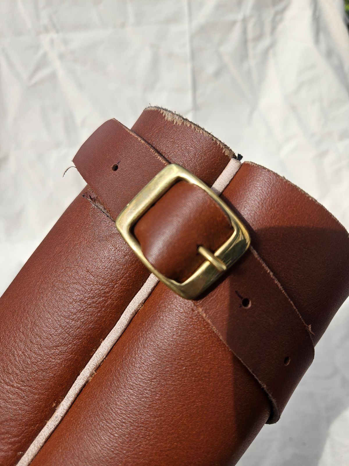 Photo by Jakesleather1505 on September 29, 2025 of the Self Made Cowboy Tanker in 6oz Russet Cowhide.