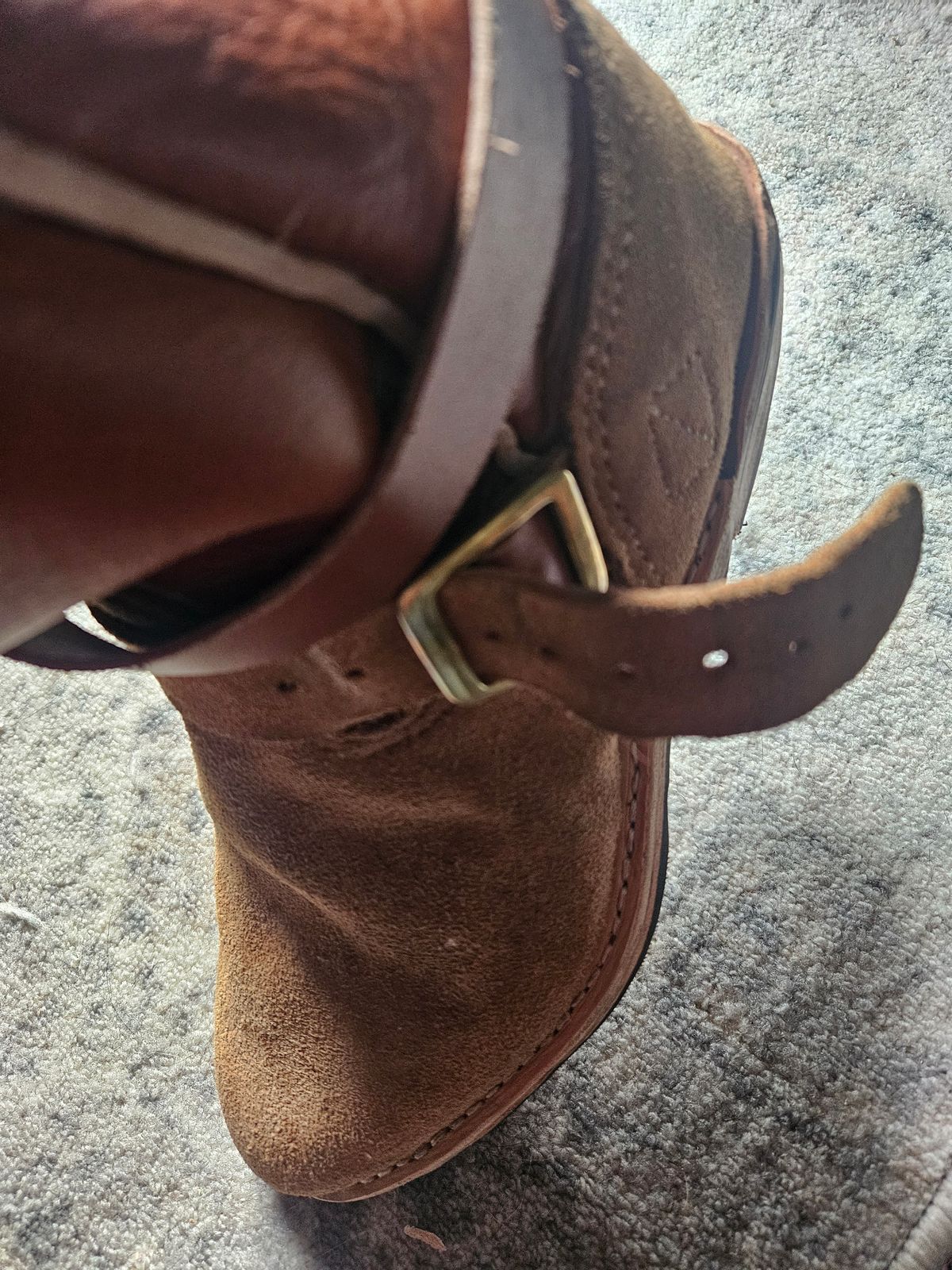 Photo by Jakesleather1505 on October 5, 2025 of the Self Made Cowboy Tanker in 6oz Russet Cowhide.