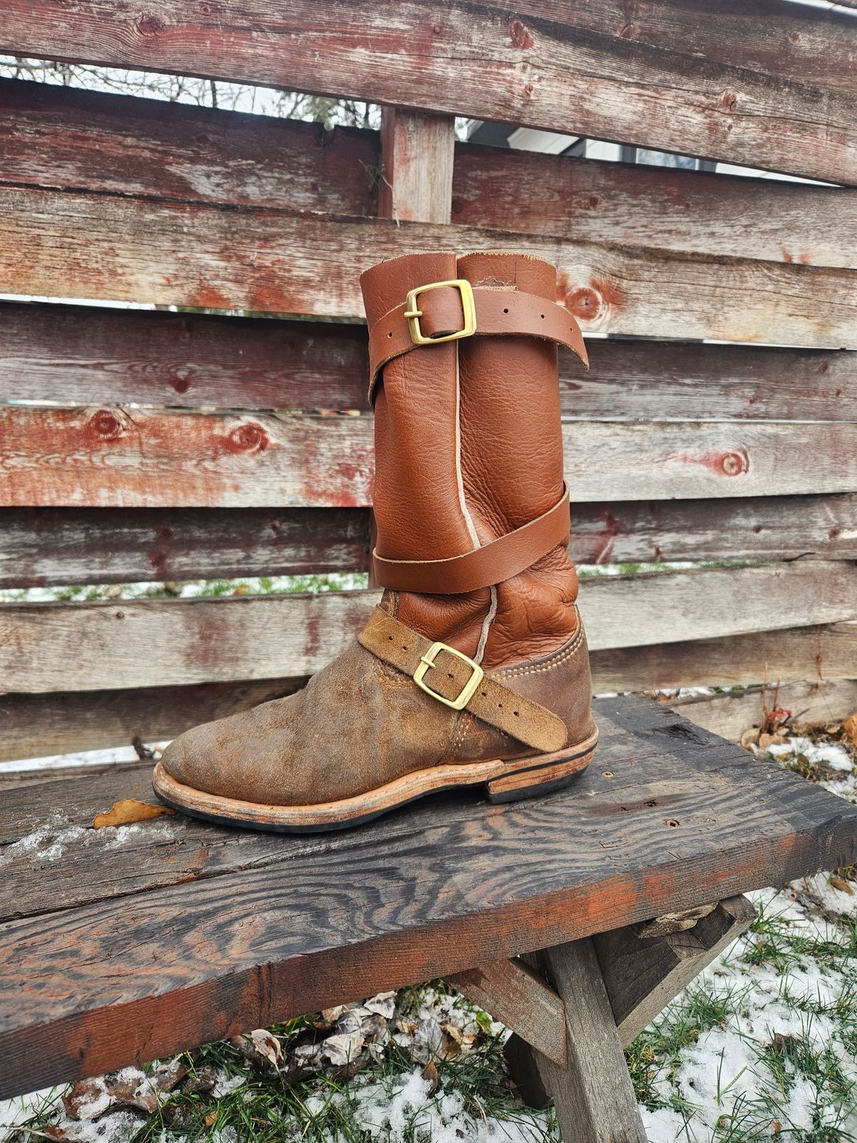 Photo by Jakesleather1505 on December 2, 2025 of the Self Made Cowboy Tanker in 6oz Russet Cowhide.