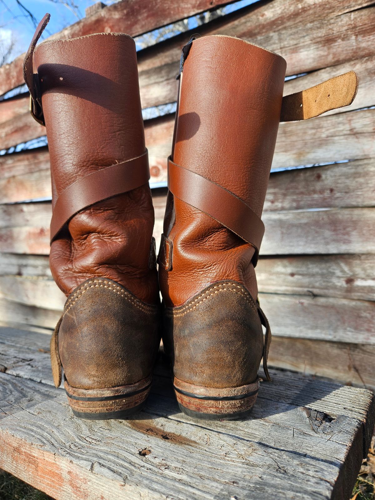 Photo by Jakesleather1505 on January 2, 2026 of the Self Made Cowboy Tanker in 6oz Russet Cowhide.