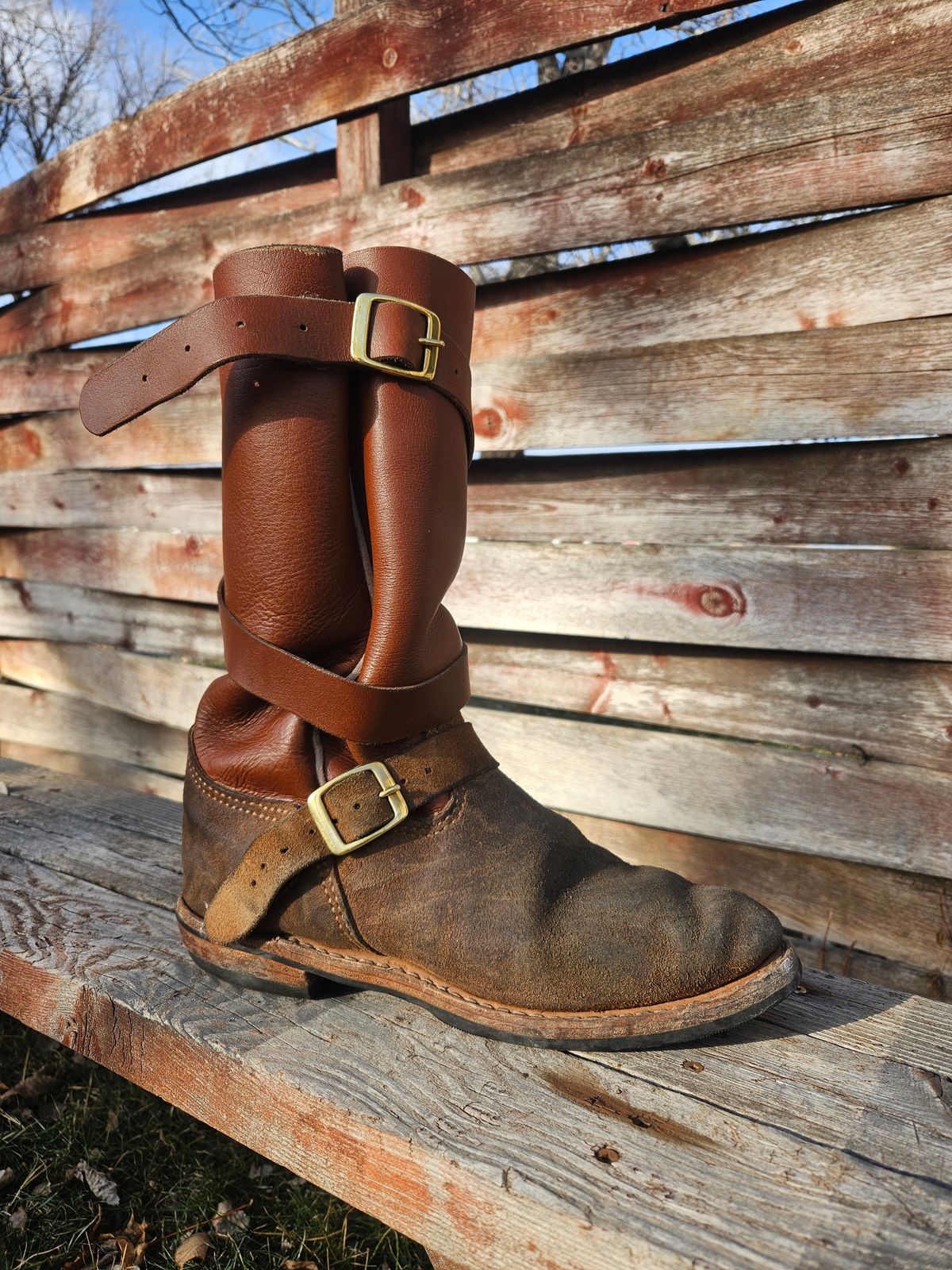 Photo by Jakesleather1505 on January 2, 2026 of the Self Made Cowboy Tanker in 6oz Russet Cowhide.