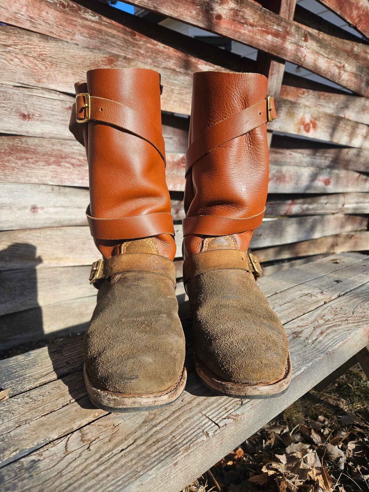 Photo by Jakesleather1505 on February 4, 2026 of the Self Made Cowboy Tanker in 6oz Russet Cowhide.