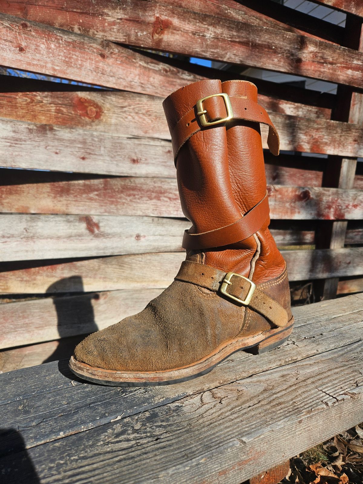 Photo by Jakesleather1505 on February 4, 2026 of the Self Made Cowboy Tanker in 6oz Russet Cowhide.