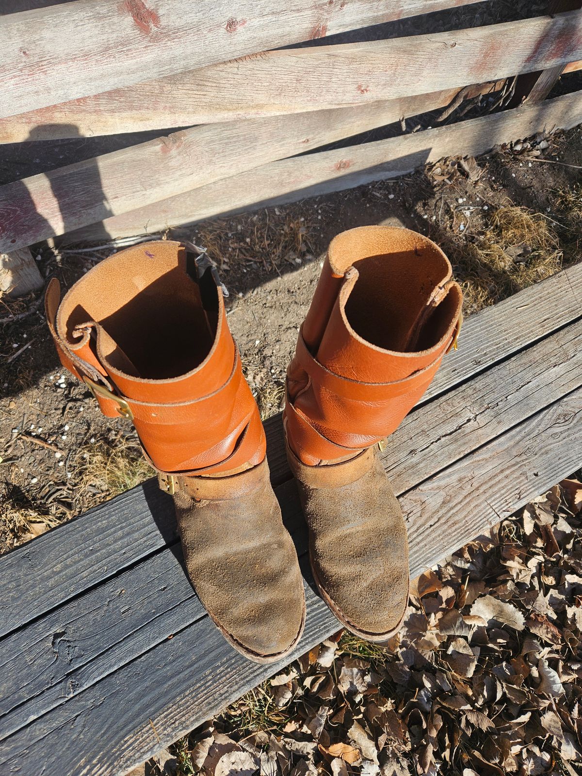 Photo by Jakesleather1505 on February 4, 2026 of the Self Made Cowboy Tanker in 6oz Russet Cowhide.