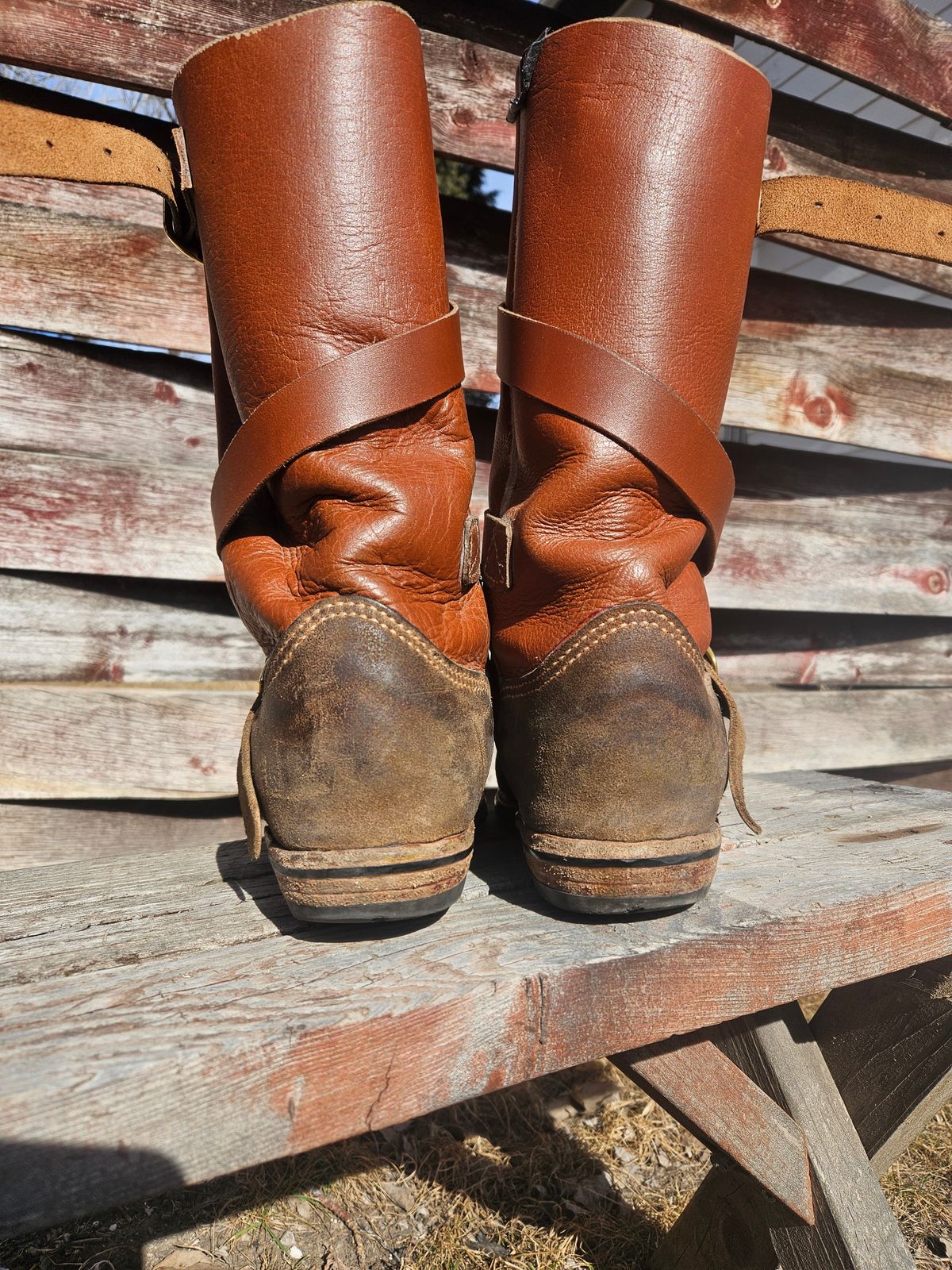 Photo by Jakesleather1505 on March 3, 2026 of the Self Made Cowboy Tanker in 6oz Russet Cowhide.