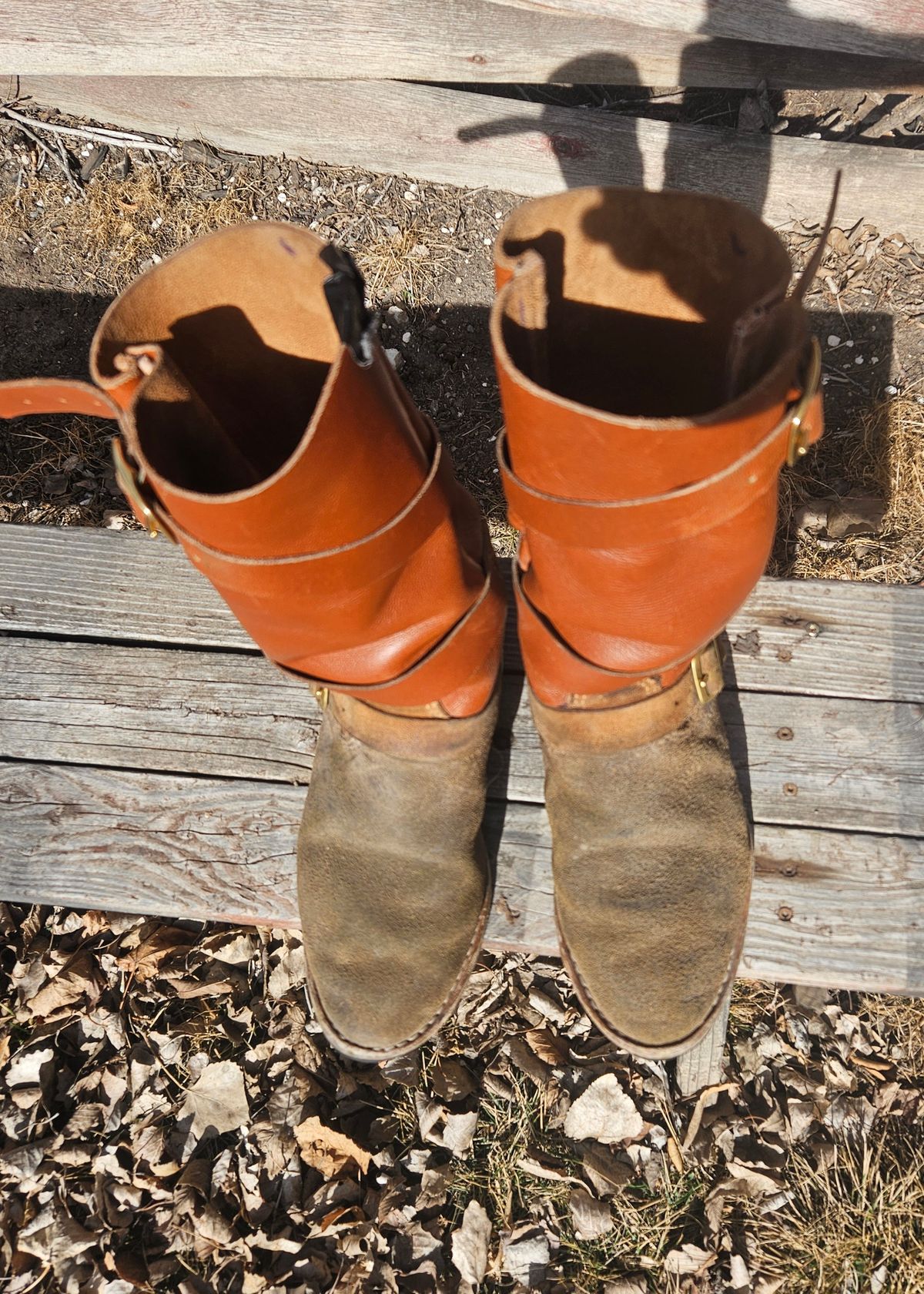 Photo by Jakesleather1505 on March 3, 2026 of the Self Made Cowboy Tanker in 6oz Russet Cowhide.