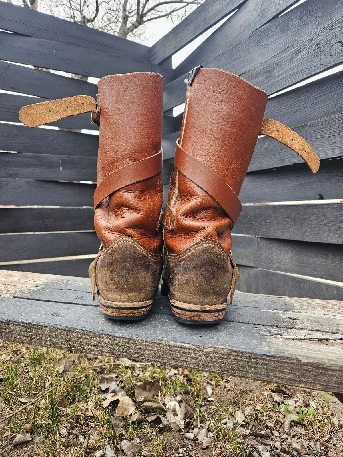 Photo by Jakesleather1505 on April 2, 2026 of the Self Made Cowboy Tanker in 6oz Russet Cowhide.