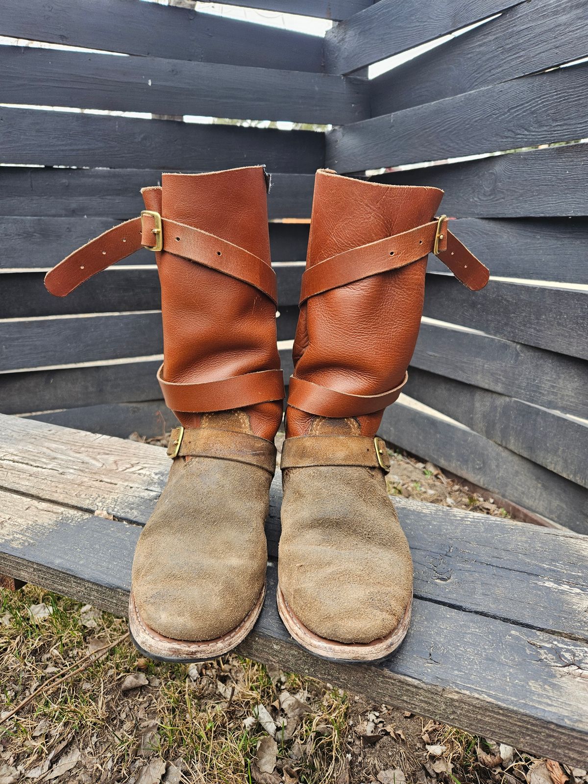 Photo by Jakesleather1505 on April 2, 2026 of the Self Made Cowboy Tanker in 6oz Russet Cowhide.