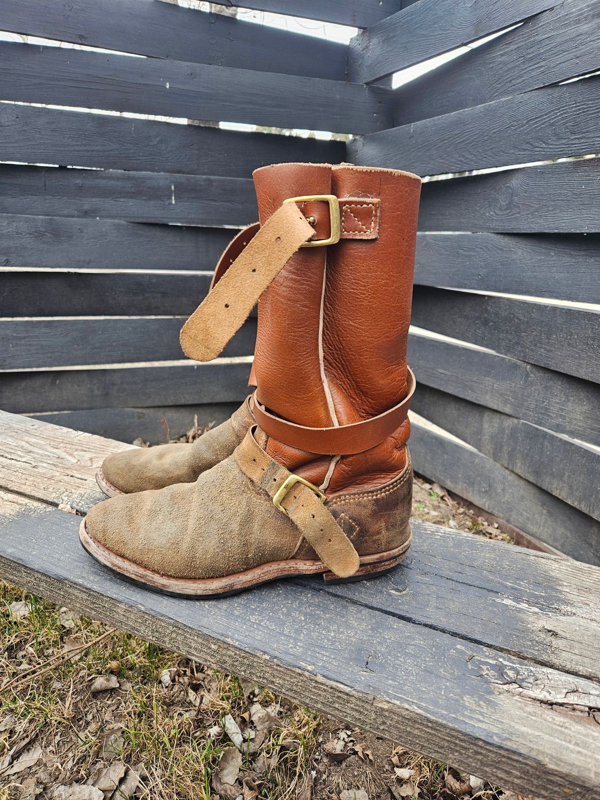 Photo by Jakesleather1505 on April 2, 2026 of the Self Made Cowboy Tanker in 6oz Russet Cowhide.