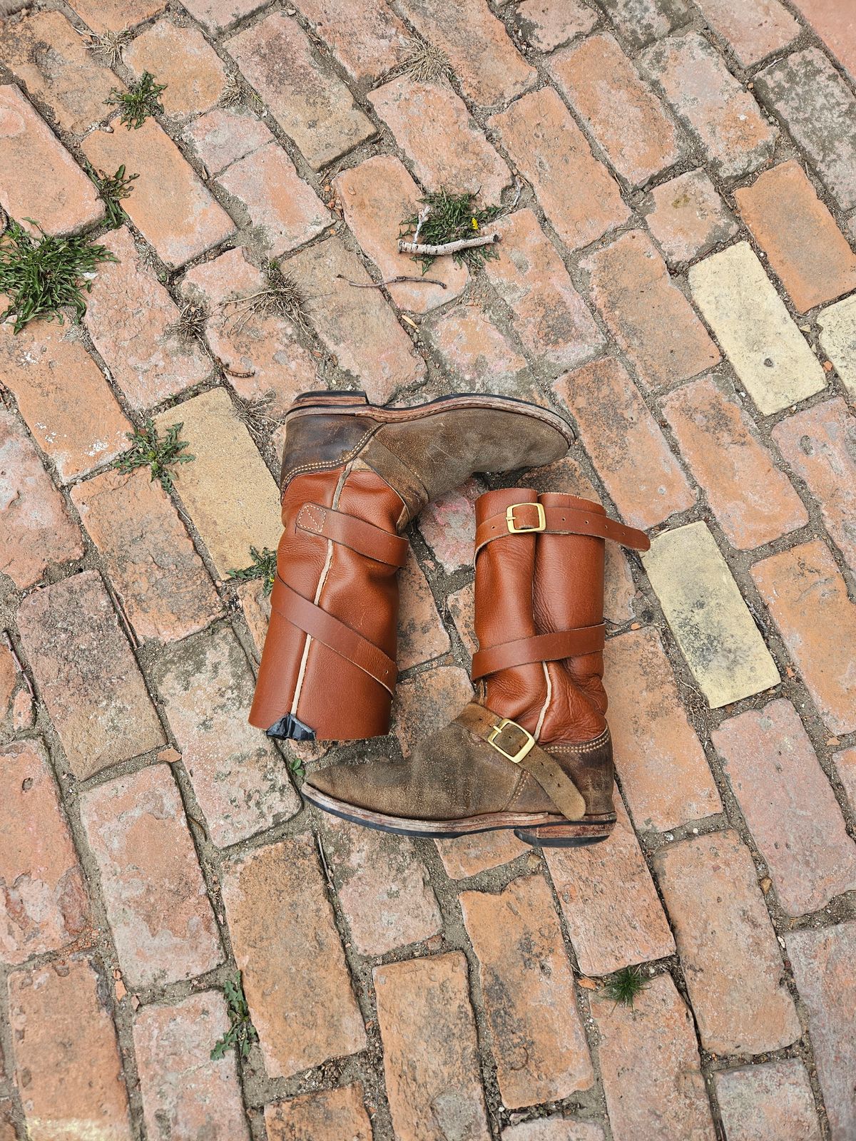 Photo by Jakesleather1505 on April 2, 2026 of the Self Made Cowboy Tanker in 6oz Russet Cowhide.