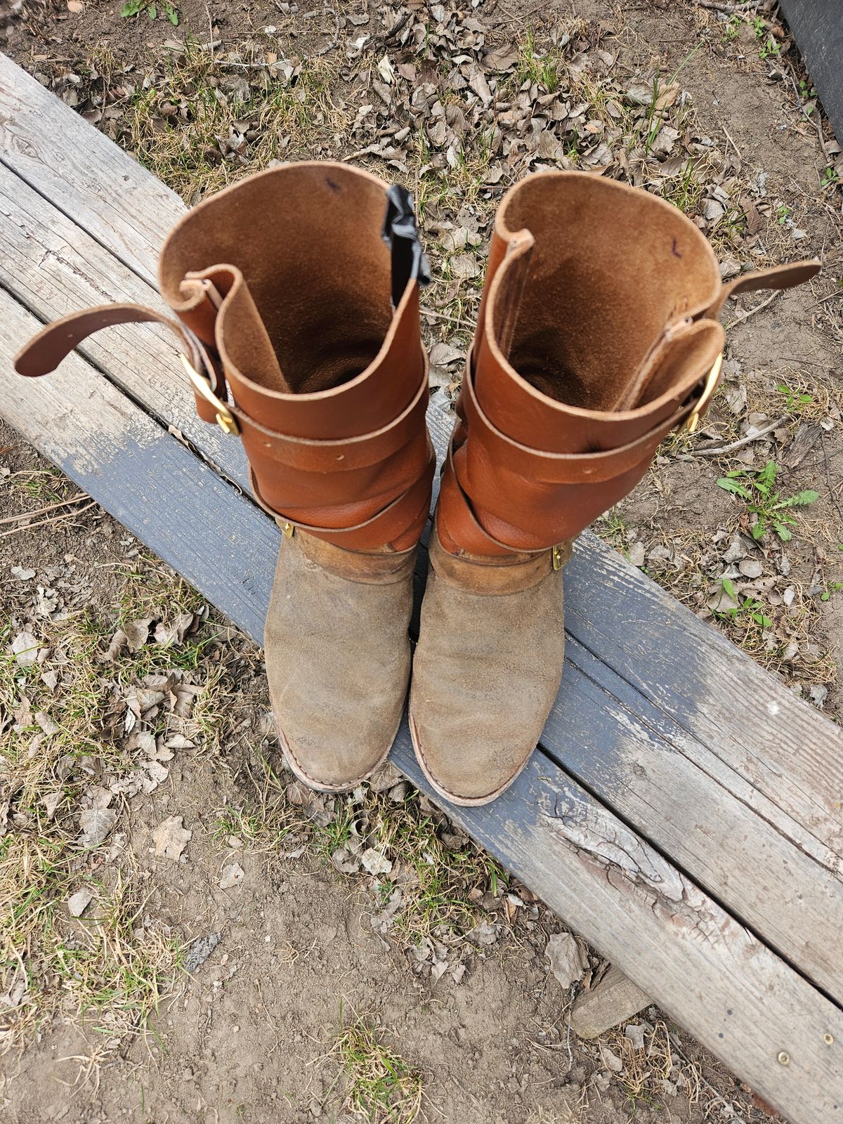 Photo by Jakesleather1505 on April 2, 2026 of the Self Made Cowboy Tanker in 6oz Russet Cowhide.
