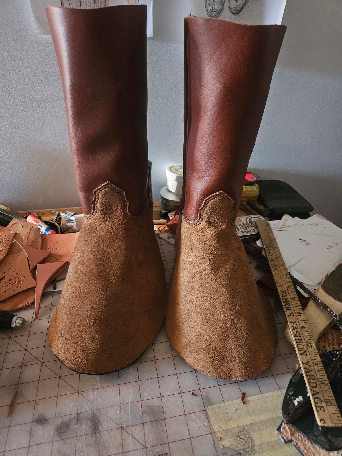 Photo by Jakesleather1505 on July 12, 2025 of the Self Made Engineer/cowboy Boot in 6oz Russet Cowhide.
