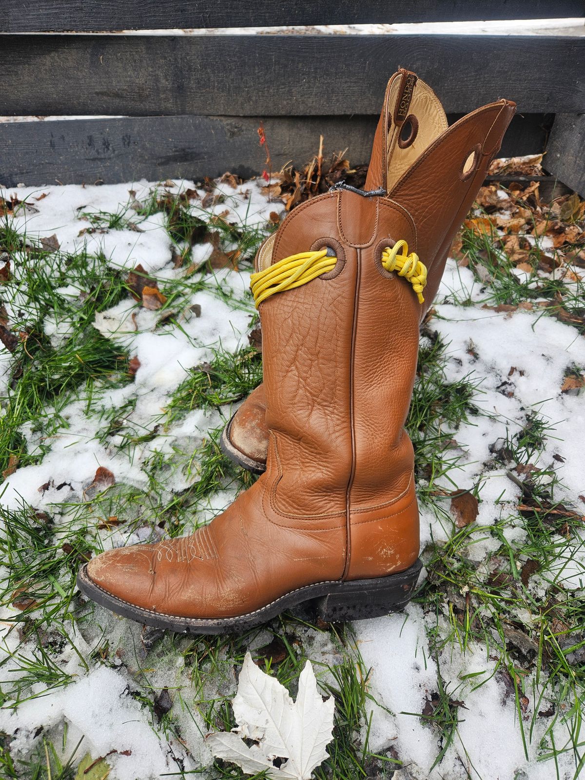 Photo by Jakesleather1505 on December 2, 2025 of the Hondo Boots 7875 in Veg Retan.