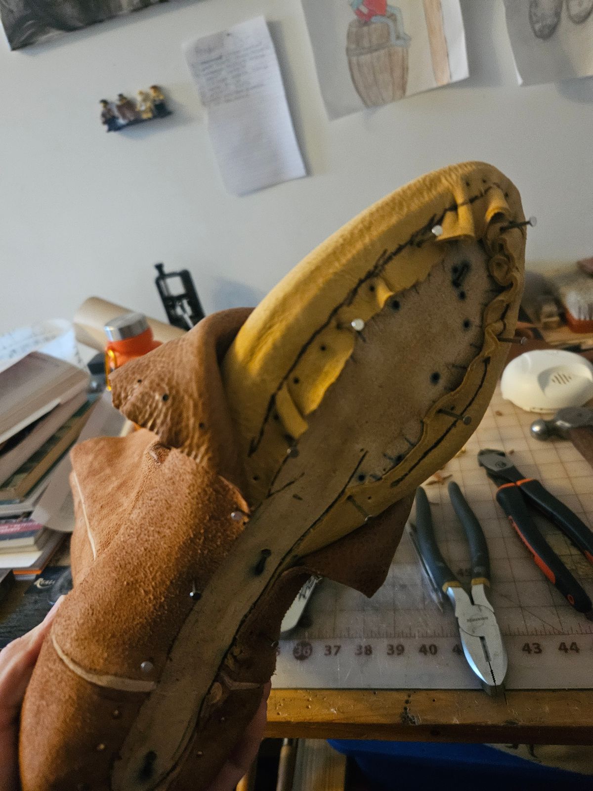 Photo by Jakesleather1505 on December 2, 2025 of the Self Made Full Rough Out Roper in 5-6oz Oil Tanned Cowhide From Scrap Bin.