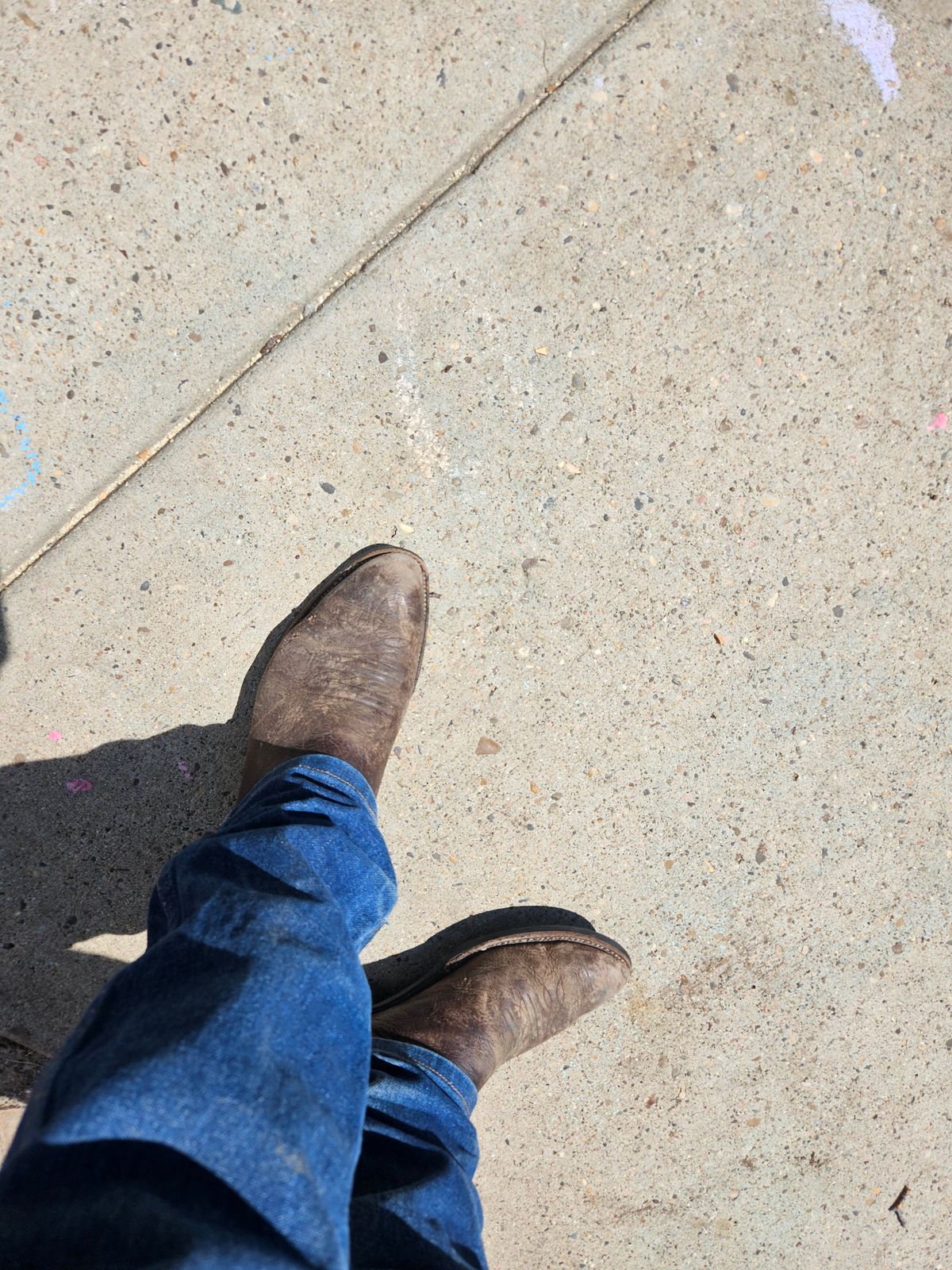 Photo by Jakesleather1505 on July 5, 2025 of the Nocona 6736 in Chocolate Bullhide And Oil Tanned Tops.