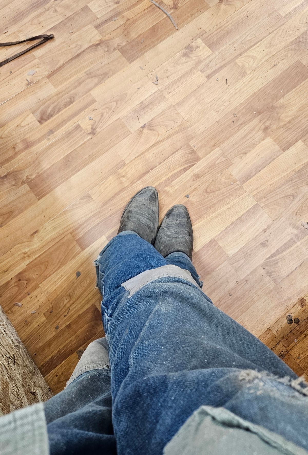 Photo by Jakesleather1505 on July 29, 2025 of the Nocona 6736 in Chocolate Bullhide And Oil Tanned Tops.