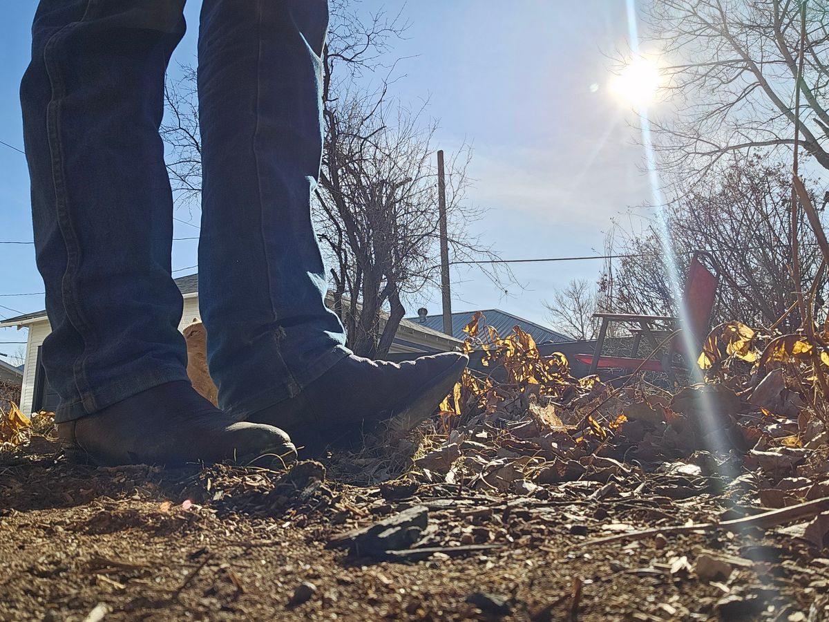 Photo by Jakesleather1505 on February 4, 2026 of the Nocona 6736 in Chocolate Bullhide And Oil Tanned Tops.