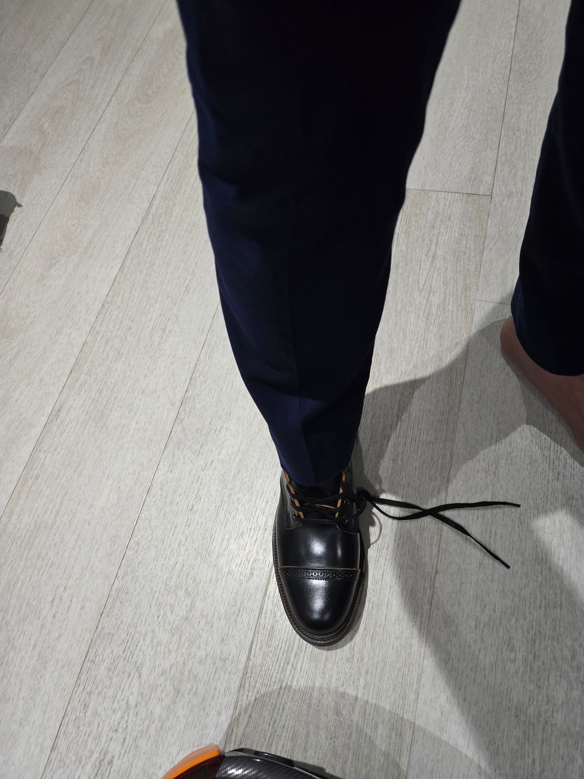 Photo by ZChua on November 9, 2024 of the Luosjiet Captoe Service Boot in Black Teacore OTA Cowhide.