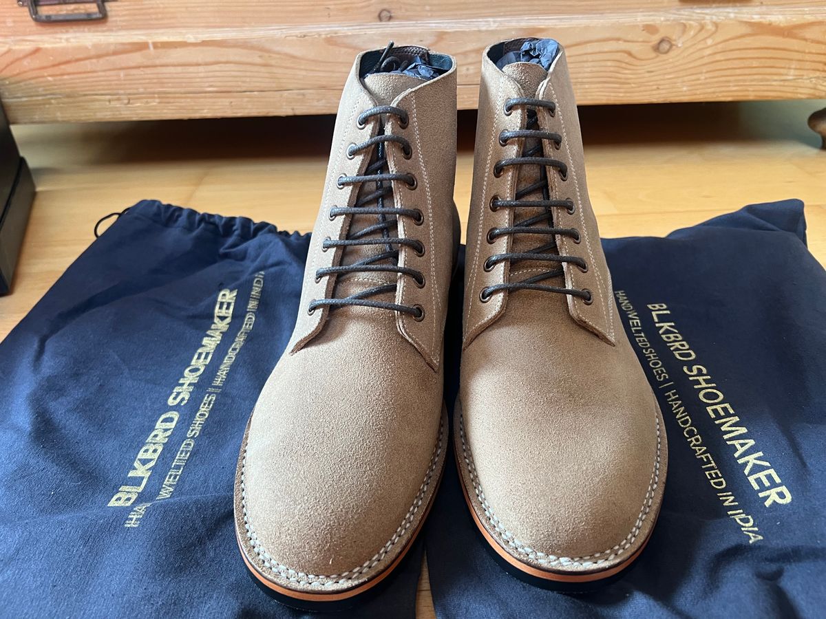 Photo by Florianfloorwalker on March 10, 2026 of the Blkbrd Shoemaker Boondockers in Horween Natural Chromexcel Roughout.