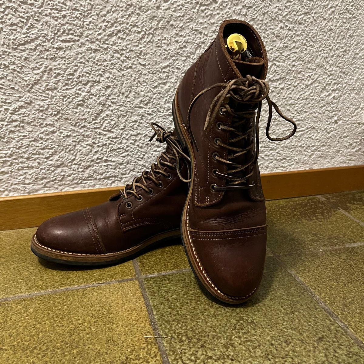 Photo by Florianfloorwalker on December 5, 2025 of the Truman Cap Toe Boot in Brown Rufian.