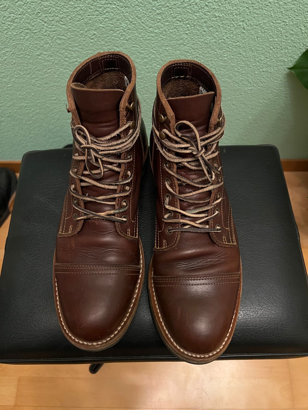 Photo by Florianfloorwalker on January 5, 2026 of the Truman Cap Toe Boot in Brown Rufian.