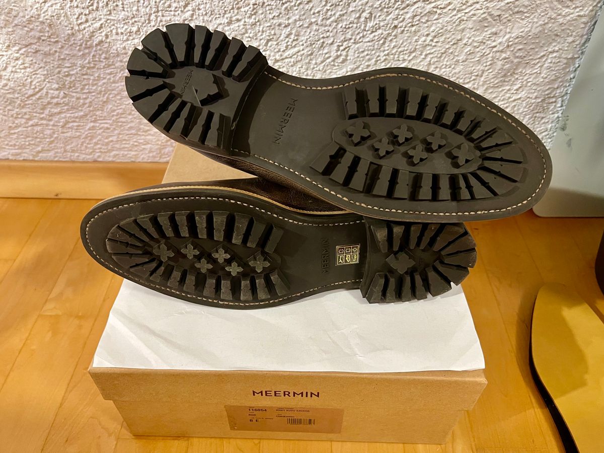 Photo by Florianfloorwalker on September 27, 2025 of the Meermin Chelsea Boot in C.F. Stead Gaucho Waxy Kudu.