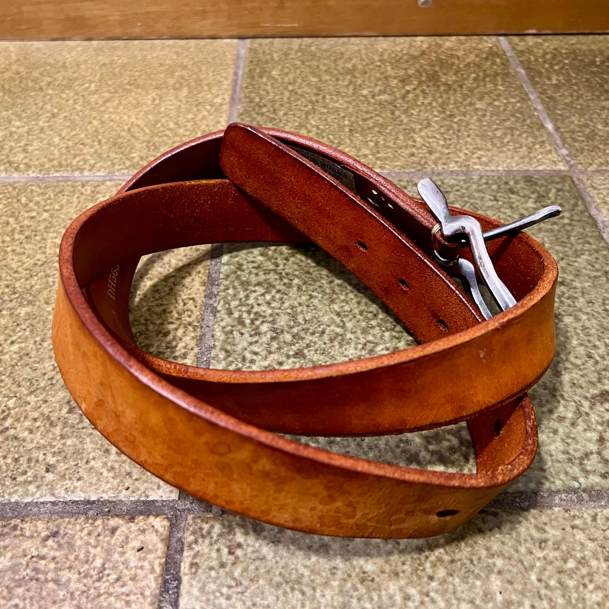 Photo by Florianfloorwalker on December 5, 2025 of the Vintage Works Dh5638 in Unknown Leather.