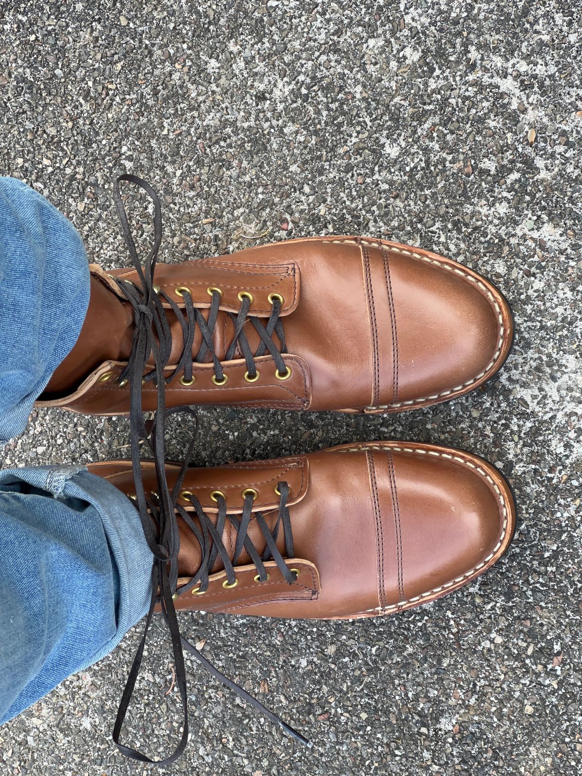 Photo by Florianfloorwalker on March 31, 2025 of the White's MP-Sherman Toe Cap in Maryam Toscanello Horsebutt.