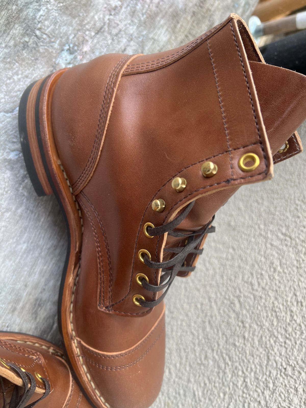 Photo by Florianfloorwalker on March 31, 2025 of the White's MP-Sherman Toe Cap in Maryam Toscanello Horsebutt.