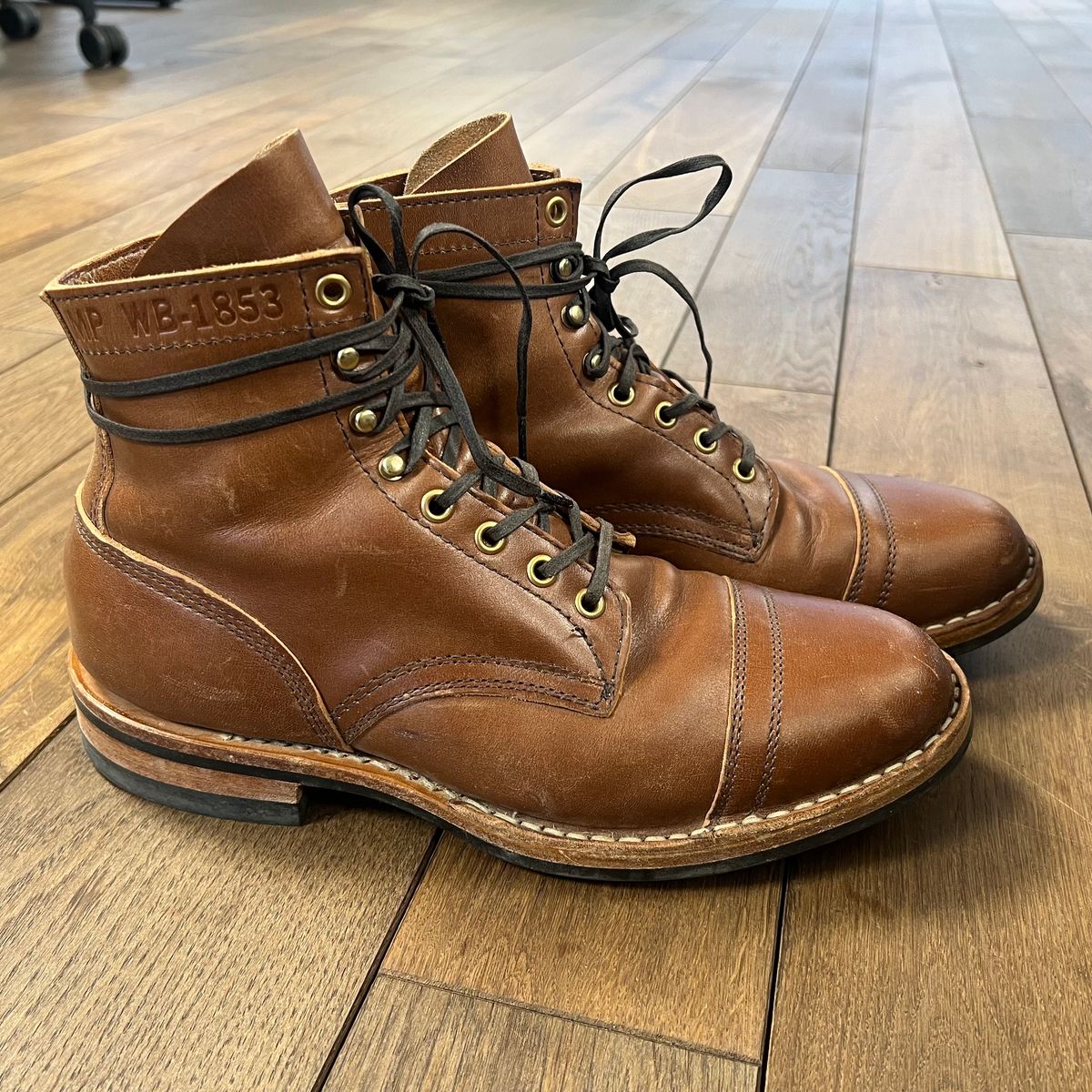Photo by Florianfloorwalker on May 21, 2025 of the White's MP-Sherman Toe Cap in Maryam Toscanello Horsebutt.