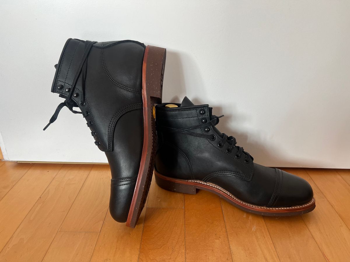 Photo by Florianfloorwalker on January 7, 2026 of the Oak Street Bootmakers Mill Boot in Seidel Black Oil Tan.
