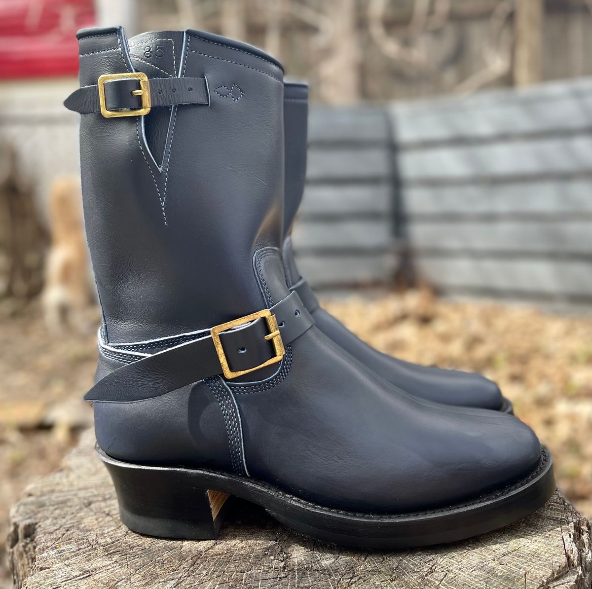Photo by TylerDurden on April 4, 2025 of the Role Club Engineer Boots in Horween Navy Chromexcel.