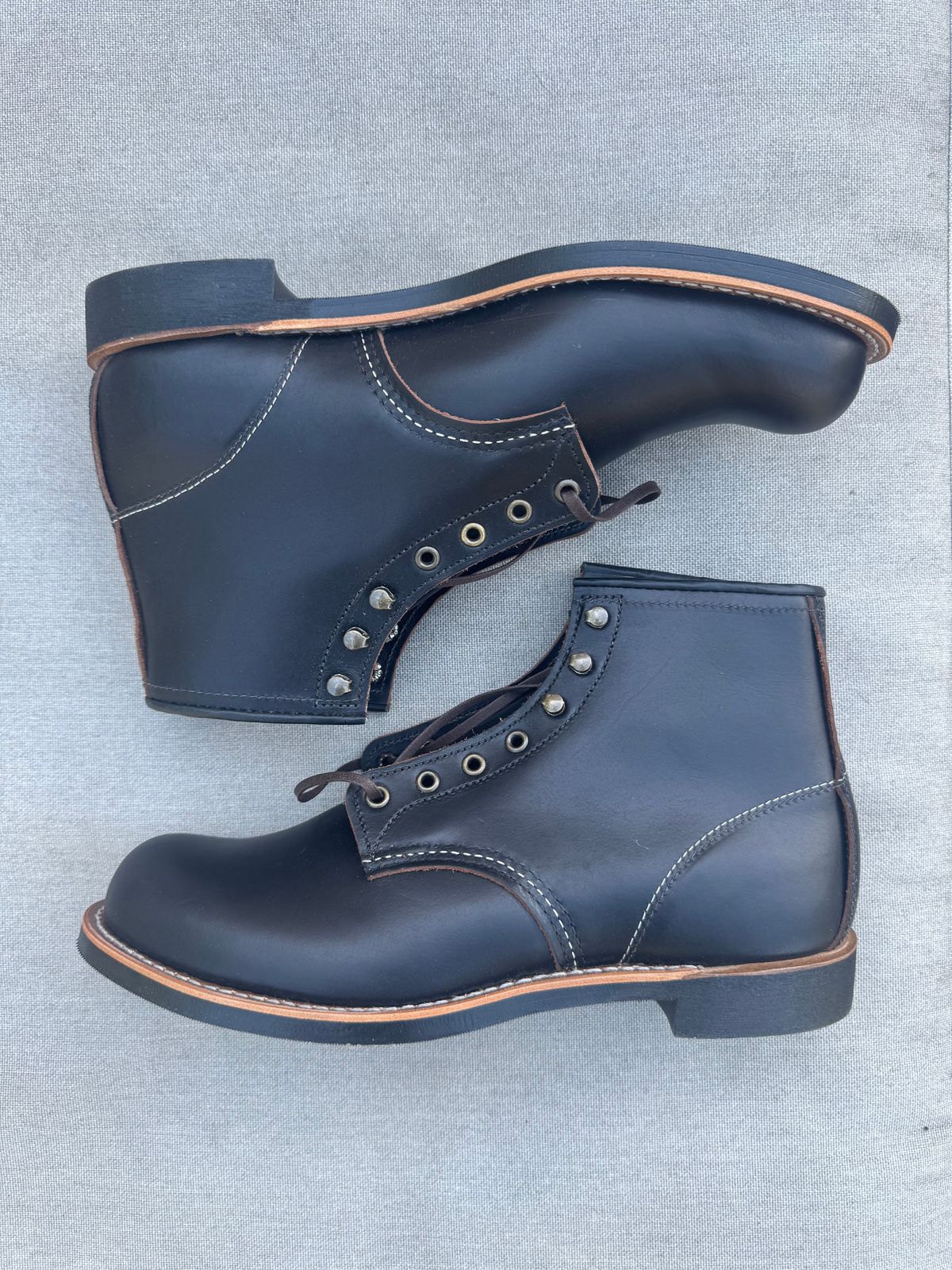 Photo by Jwilliams on April 8, 2026 of the Red Wing Blacksmith in S.B. Foot Black Prairie.