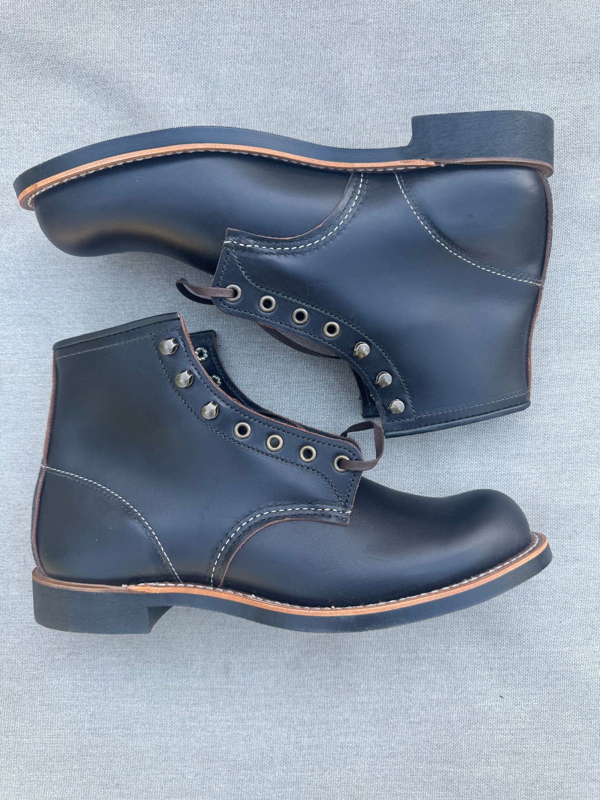 Photo by Jwilliams on April 8, 2026 of the Red Wing Blacksmith in S.B. Foot Black Prairie.