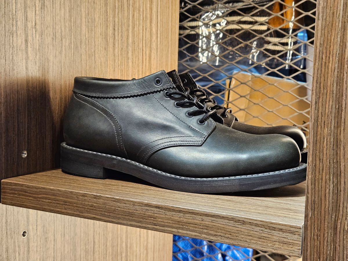 Photo by momatw on April 21, 2025 of the Rolling Dub Trio Coupen in Gray Guidi Calf.