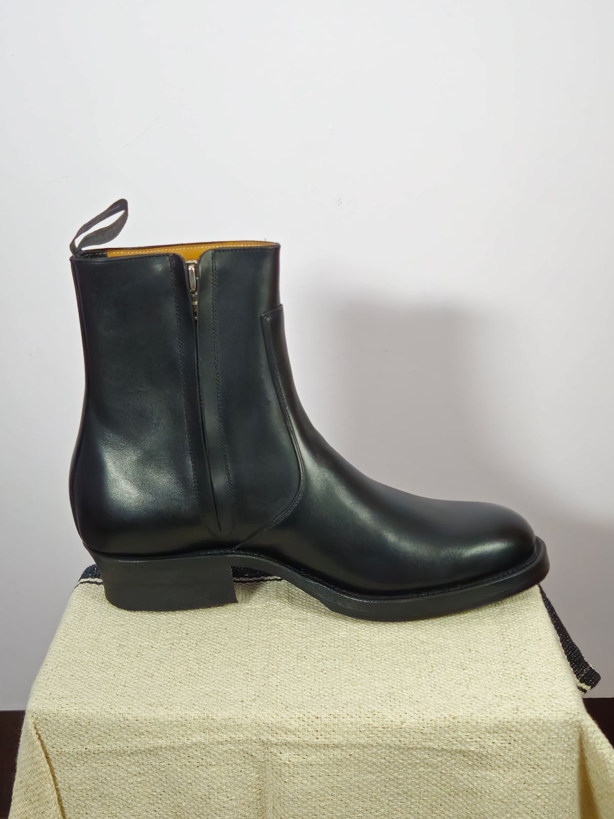 Photo by momatw on March 23, 2026 of the Rolling Dub Trio Gleaners Zip in Black Jp Box Calf.