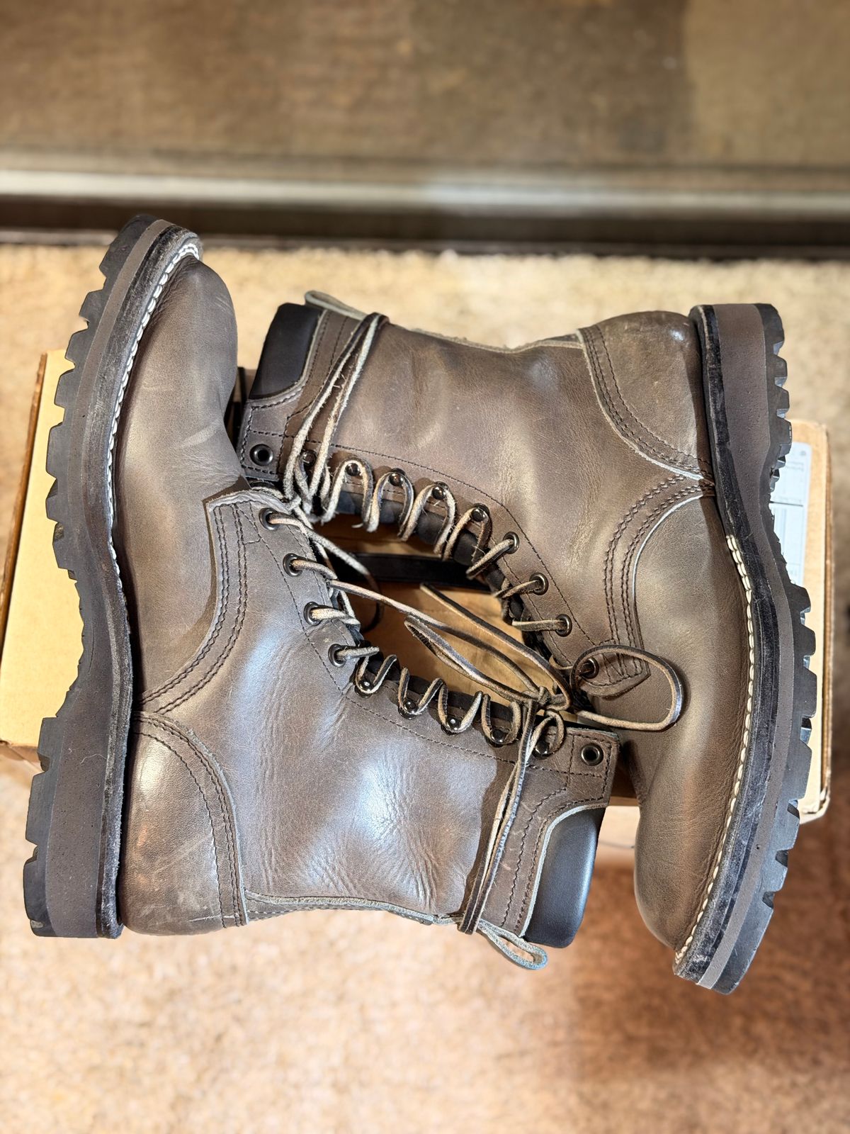 Photo by Termsxofxuse on December 6, 2025 of the Nicks DomePro in Cypress Light Gray.