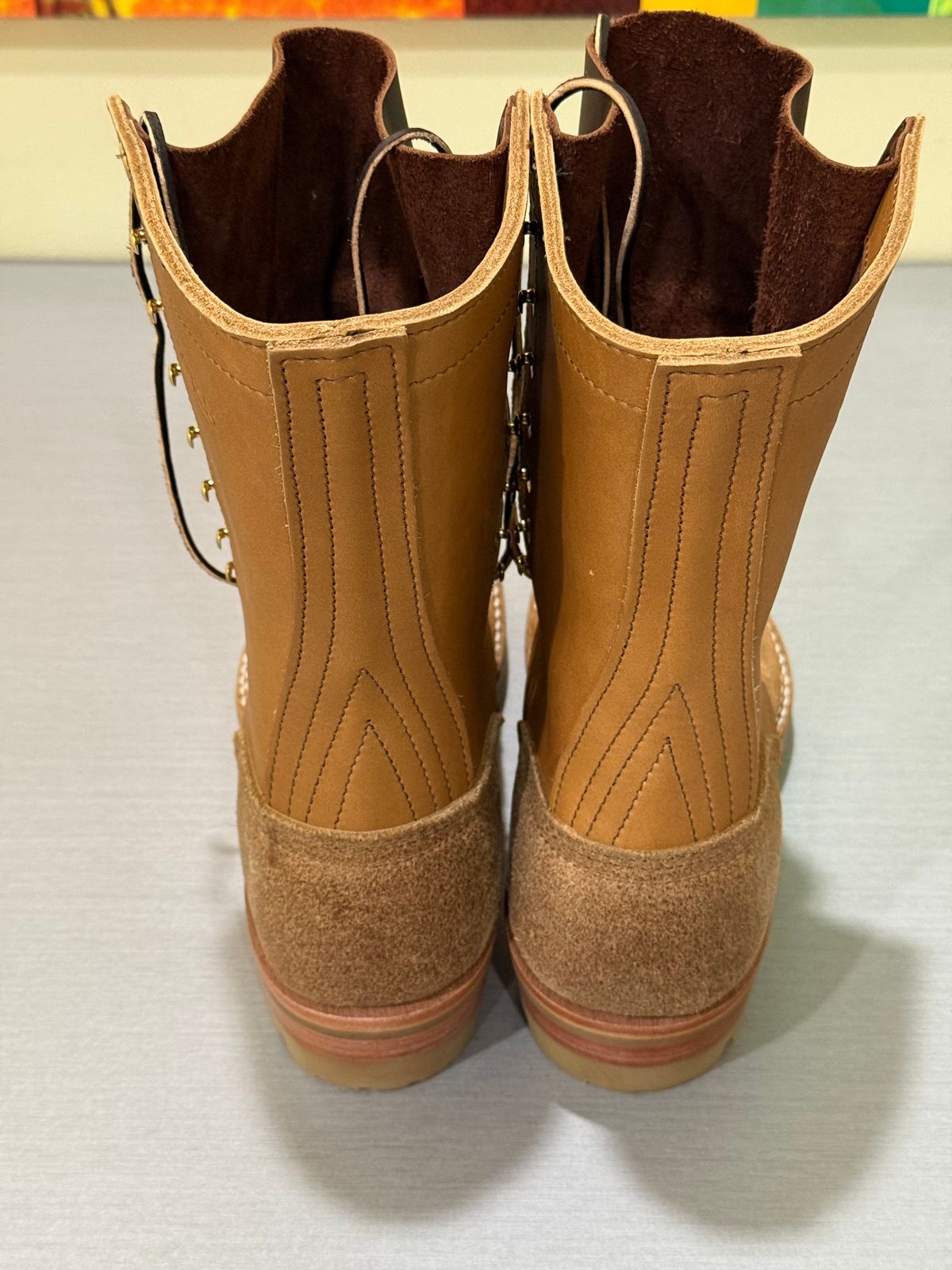 Photo by Termsxofxuse on October 1, 2024 of the Nicks DomePro in Seidel 1964 Tan & Seidel 1964 Tan Roughout.