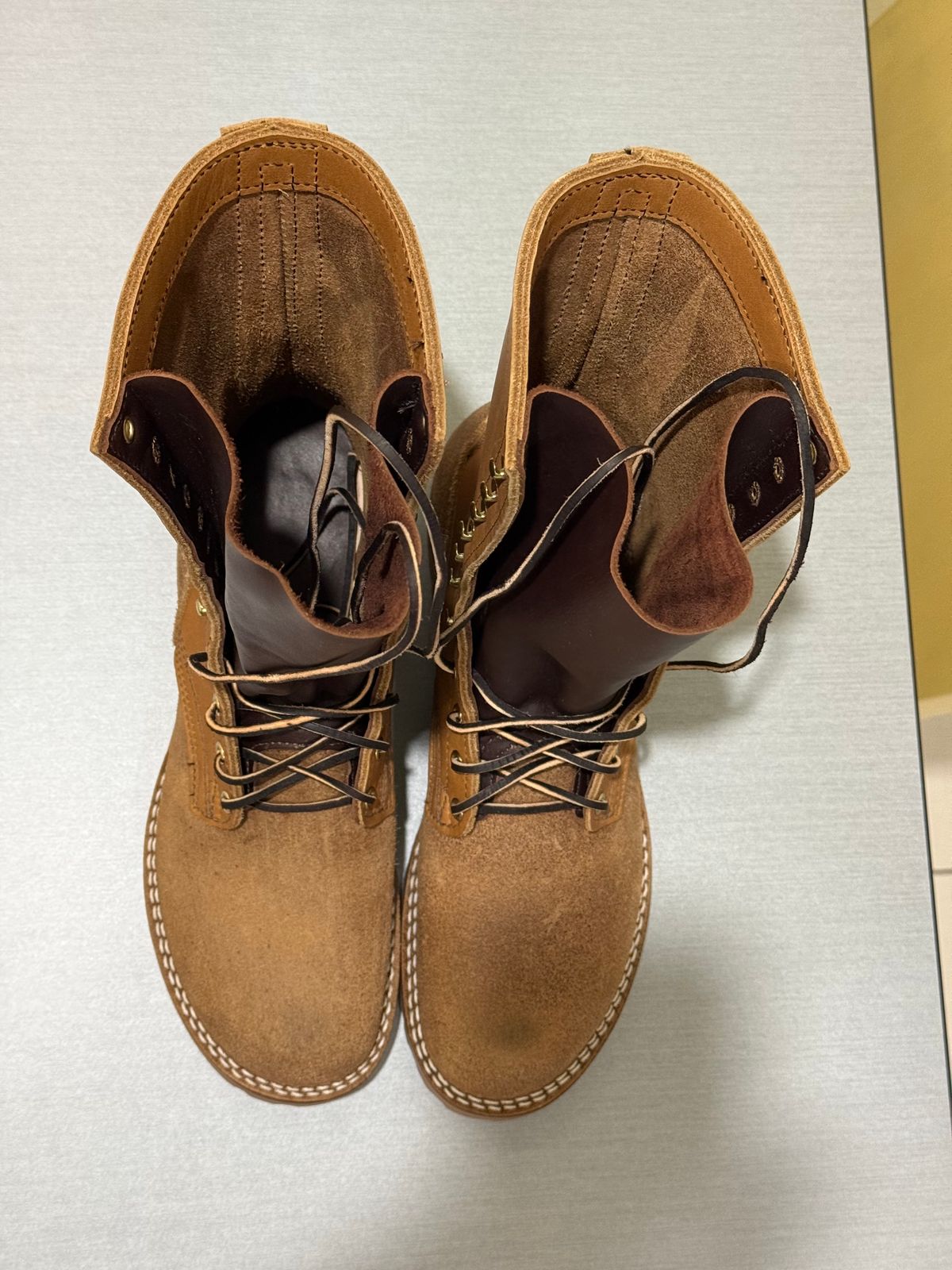 Photo by Termsxofxuse on October 1, 2024 of the Nicks DomePro in Seidel 1964 Tan & Seidel 1964 Tan Roughout.