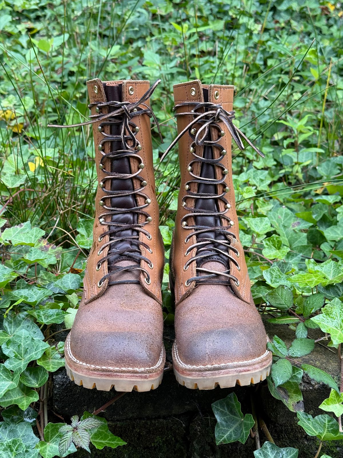 Photo by Termsxofxuse on November 1, 2024 of the Nicks DomePro in Seidel 1964 Tan & Seidel 1964 Tan Roughout.
