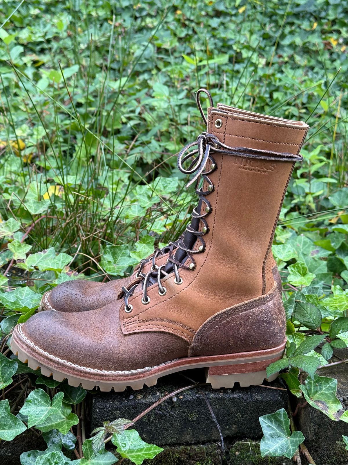 Photo by Termsxofxuse on November 1, 2024 of the Nicks DomePro in Seidel 1964 Tan & Seidel 1964 Tan Roughout.