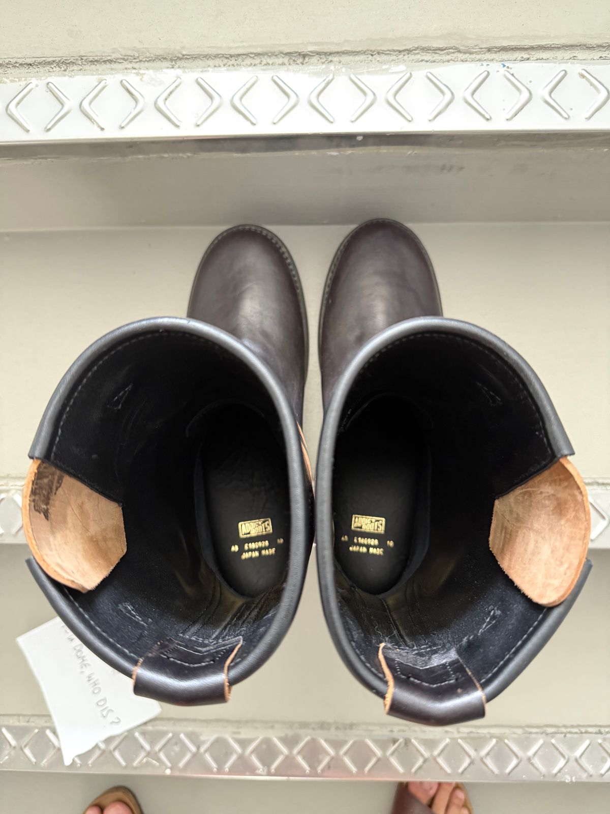 Photo by kronograf on October 1, 2025 of the Addict Boots AB-01 Engineer Boots in Maryam Black Horsebutt.
