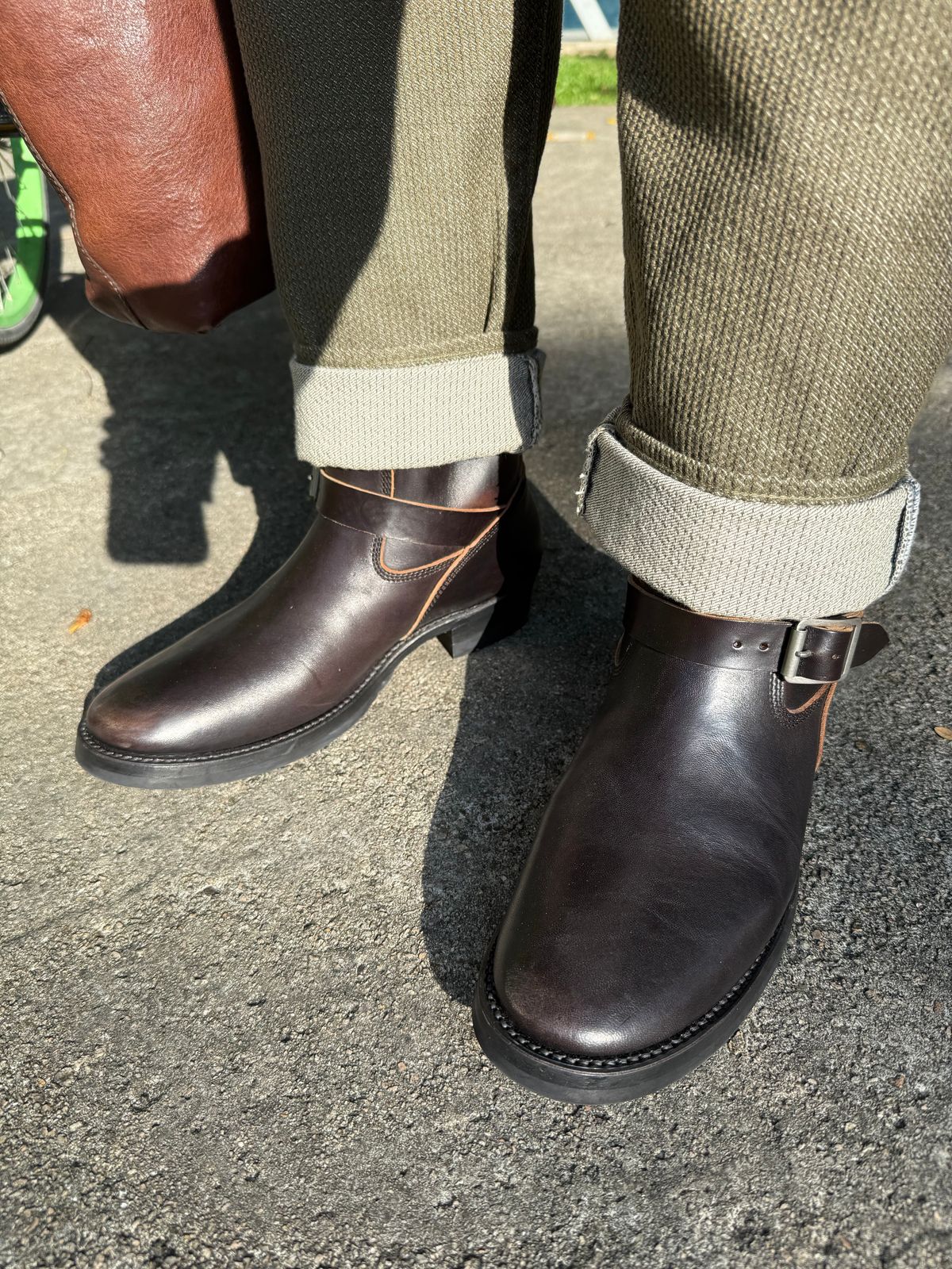 Photo by kronograf on October 15, 2025 of the Addict Boots AB-01 Engineer Boots in Maryam Black Horsebutt.
