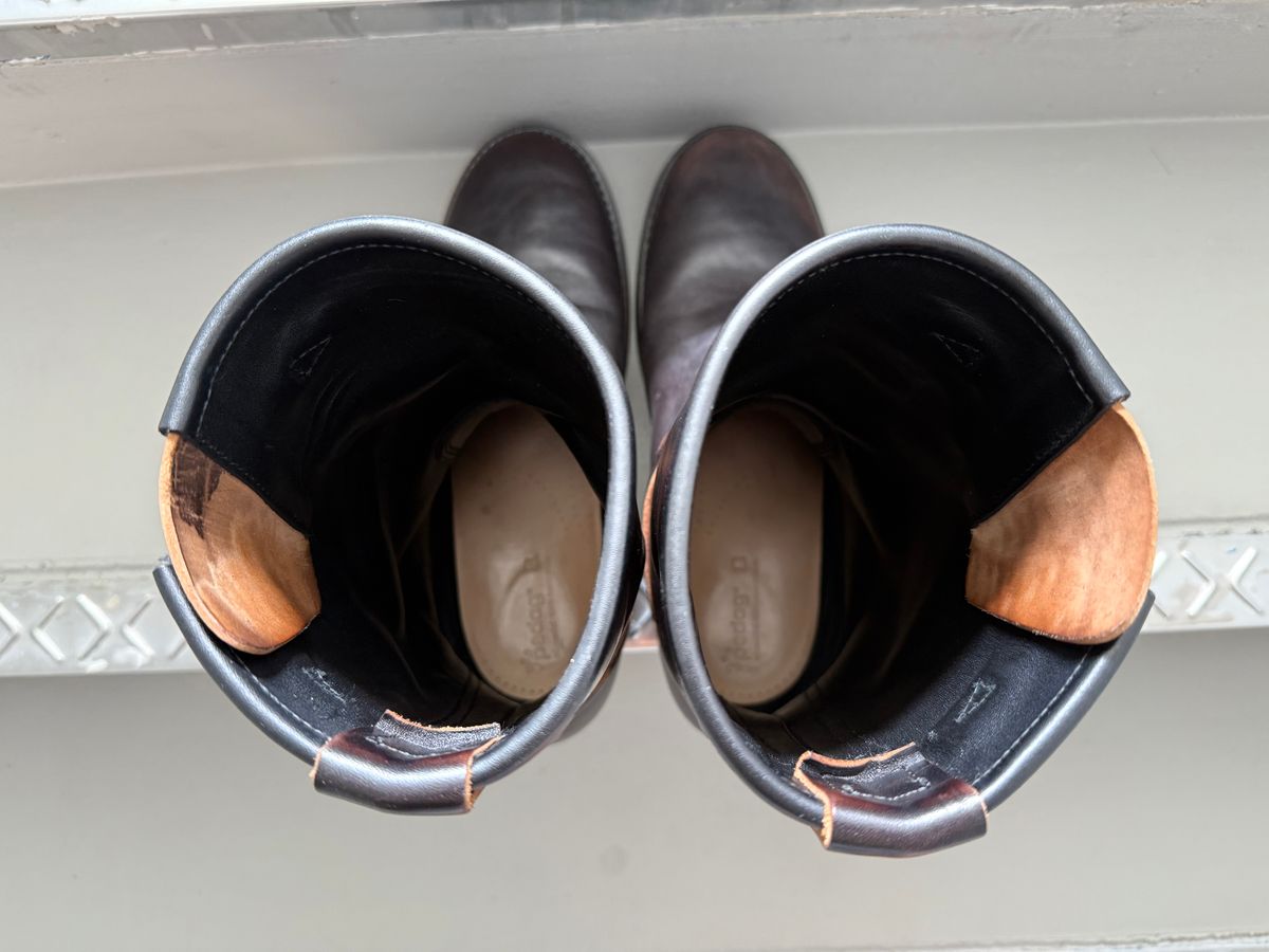 Photo by kronograf on December 4, 2025 of the Addict Boots AB-01 Engineer Boots in Maryam Black Horsebutt.