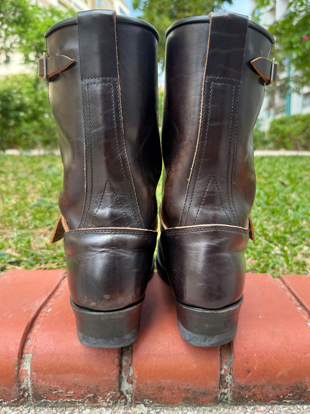 Photo by kronograf on April 4, 2026 of the Addict Boots AB-01 Engineer Boots in Maryam Black Horsebutt.