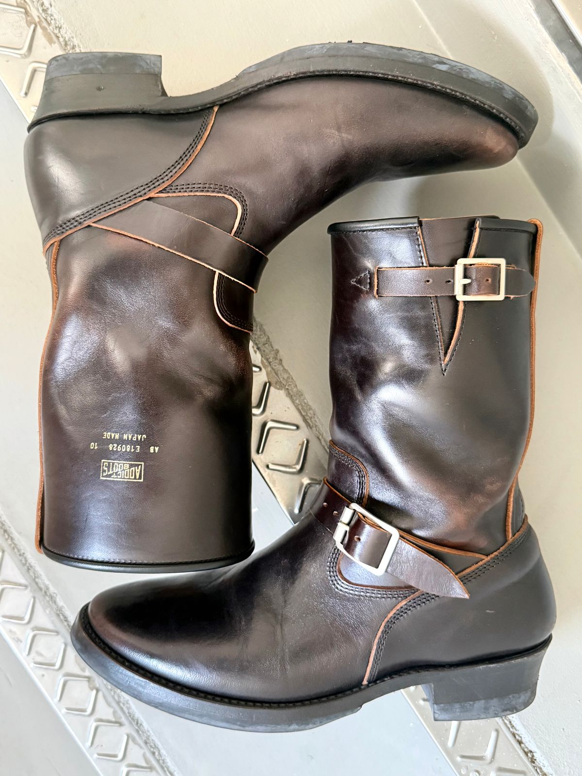 Photo by kronograf on April 3, 2026 of the Addict Boots AB-01 Engineer Boots in Maryam Black Horsebutt.