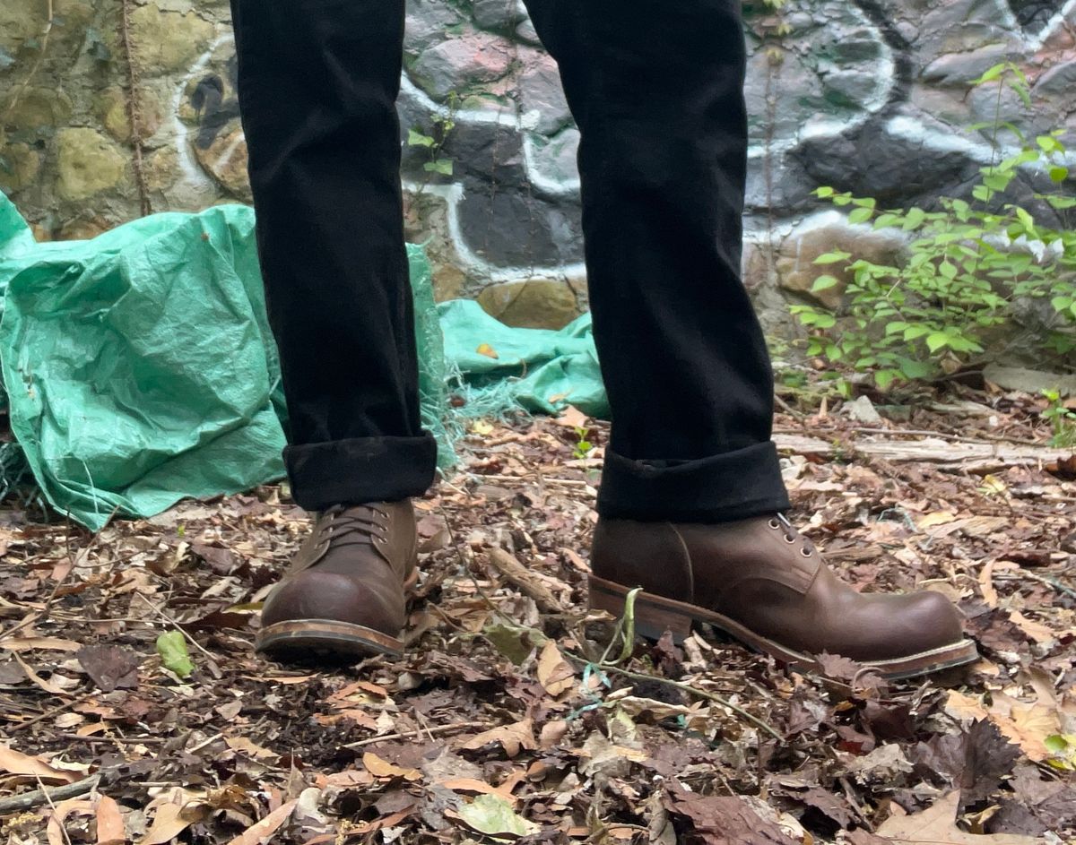 Photo by peckinpaws on April 2, 2025 of the Viberg Service Boot in Horween Golden Brown Predator.