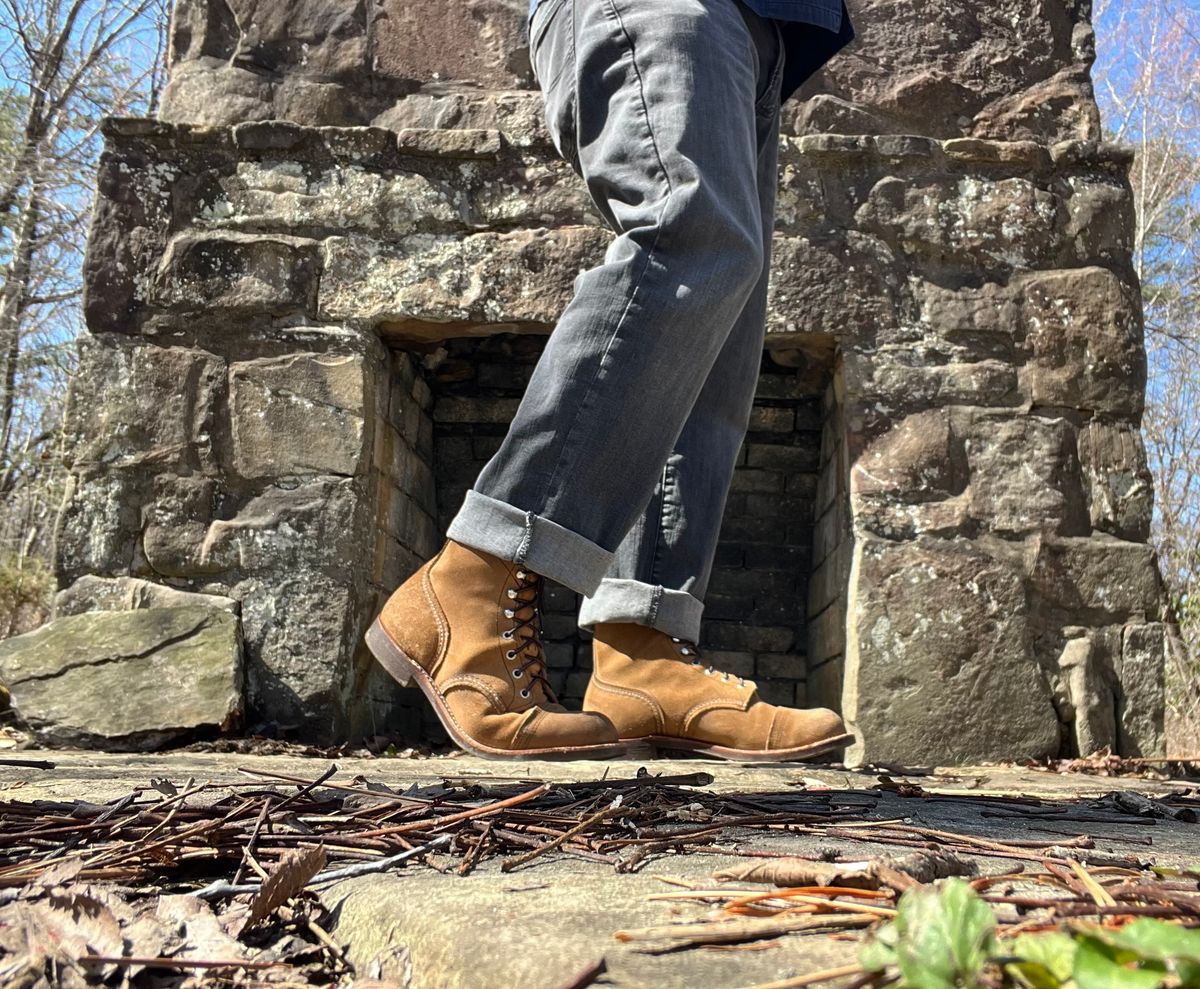 Photo by peckinpaws on March 21, 2025 of the Red Wing Iron Ranger in S.B. Foot Hawthorne Muleskinner.