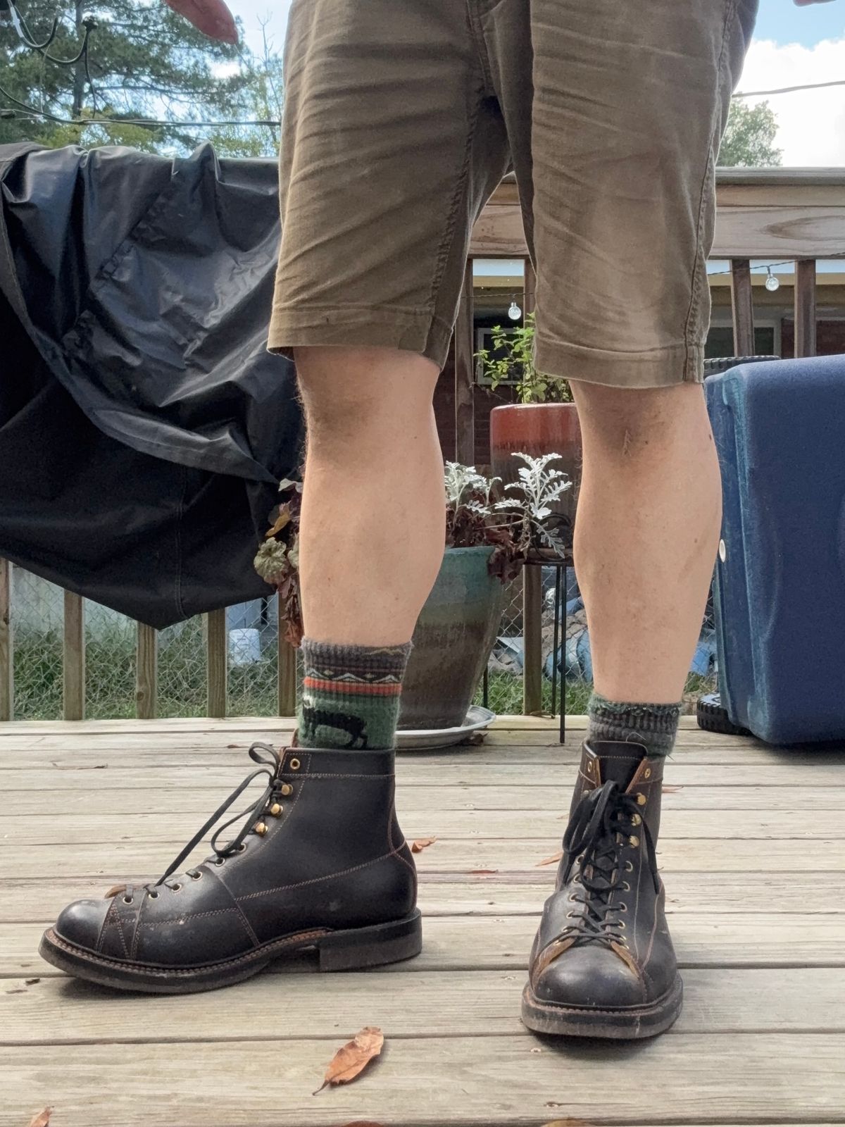 Photo by peckinpaws on October 8, 2025 of the Sagara Cordmaster in Domestic Black Tea Core.