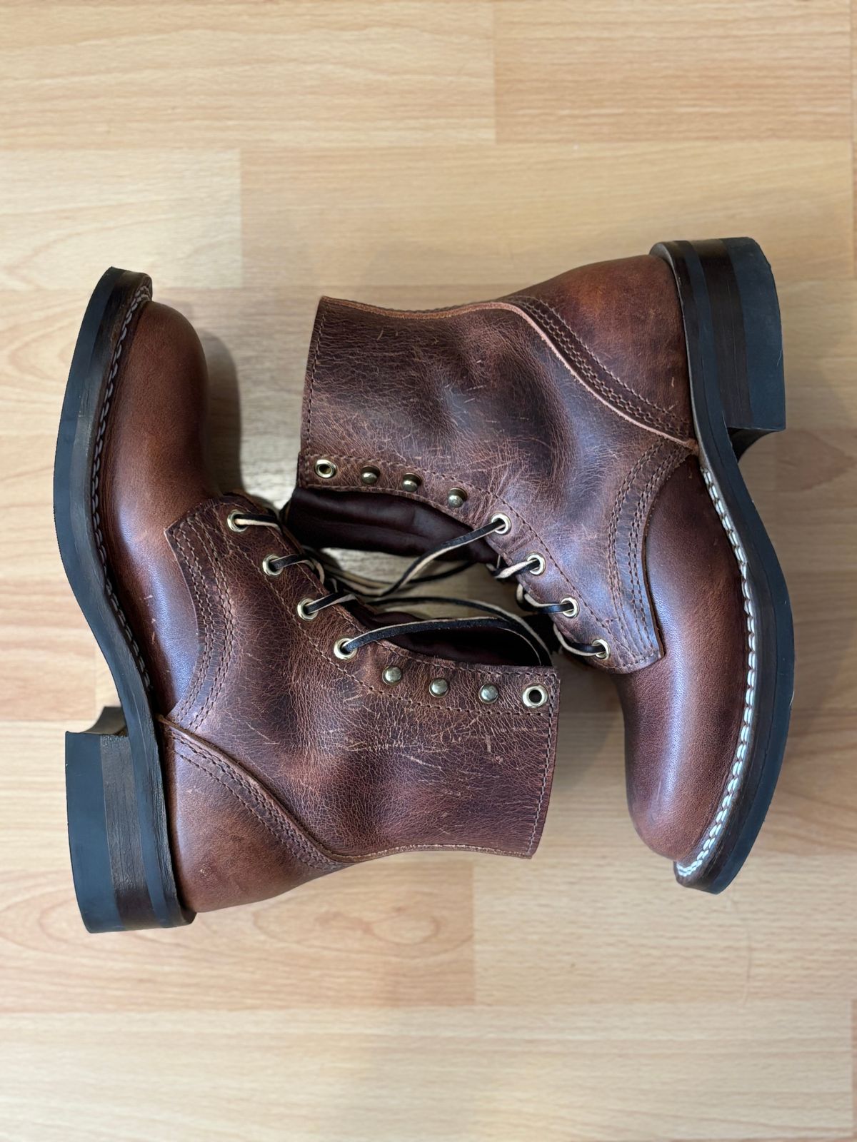 Photo by anekdot on November 4, 2025 of the Nicks Lace Up Heritage in Italian Brown Cypress.